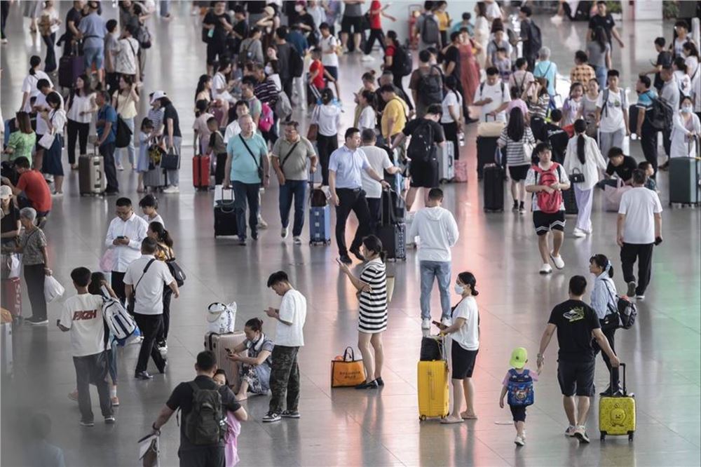 前4个月我国交通出行人数为232.1亿人次