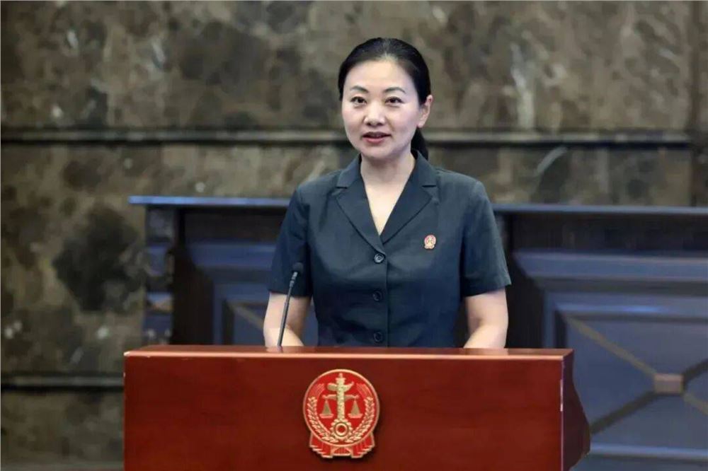 张玲玲，第一高票当选