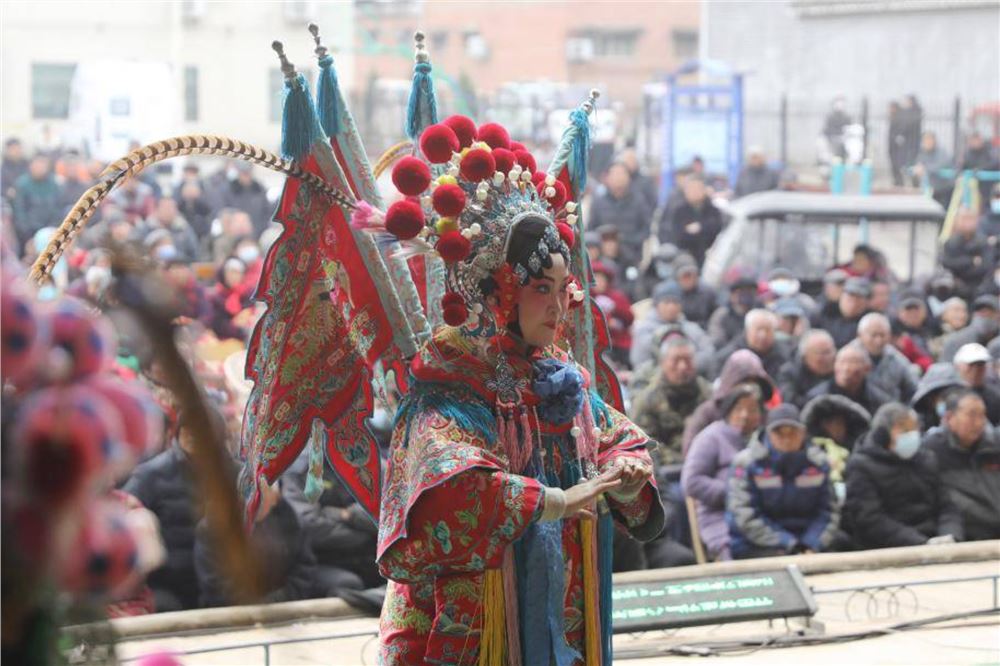 河南温县：送戏下乡 文化惠民