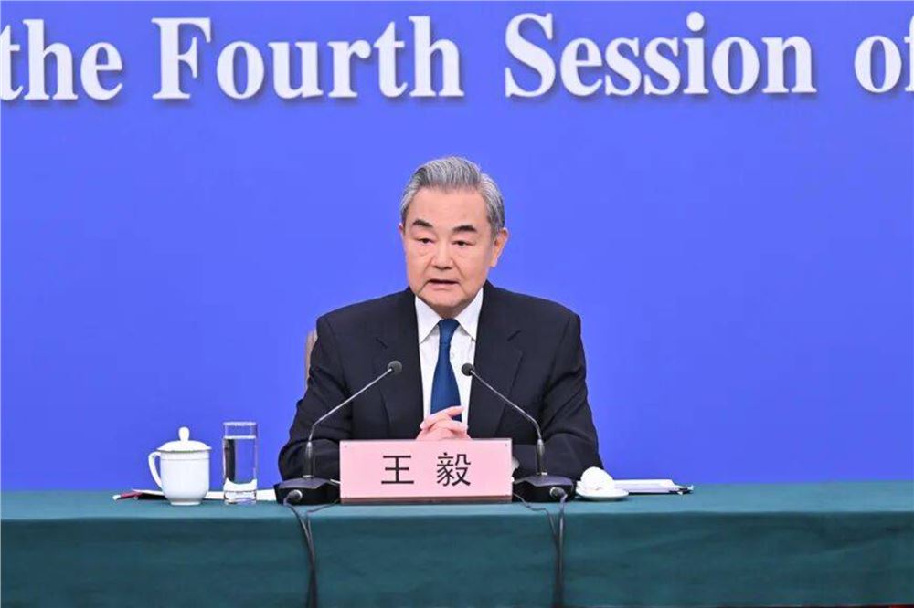 中方是否设定两岸统一时间表？王毅回应