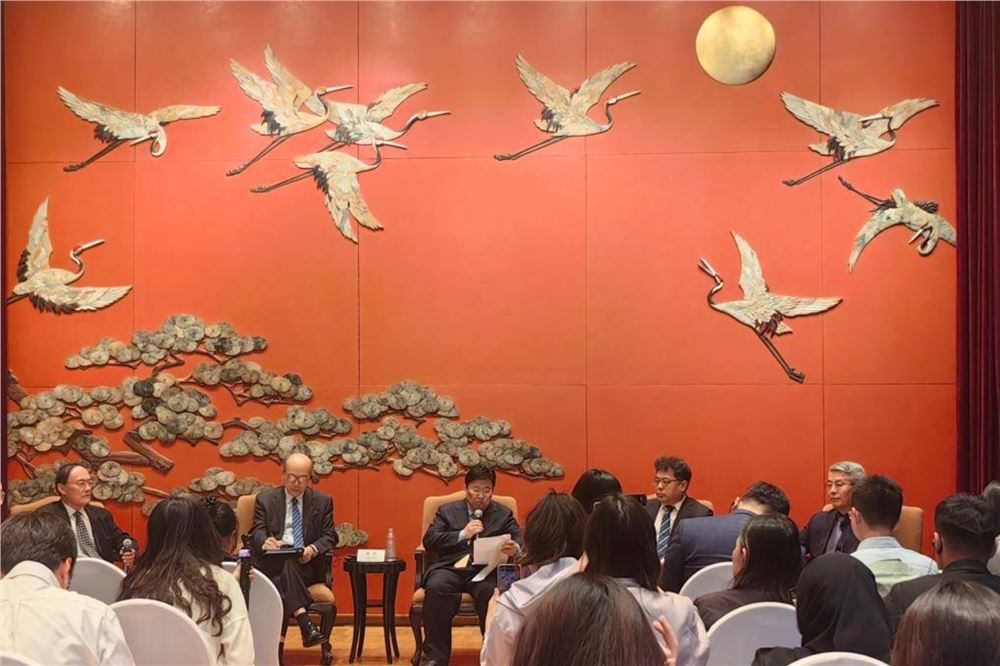 “临甲7号沙龙”聚焦亚太经合组织“中国年”