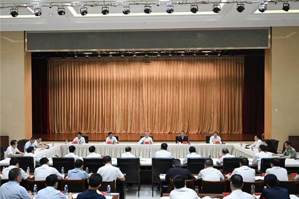 沈晓明在常德调研学习教育开展情况