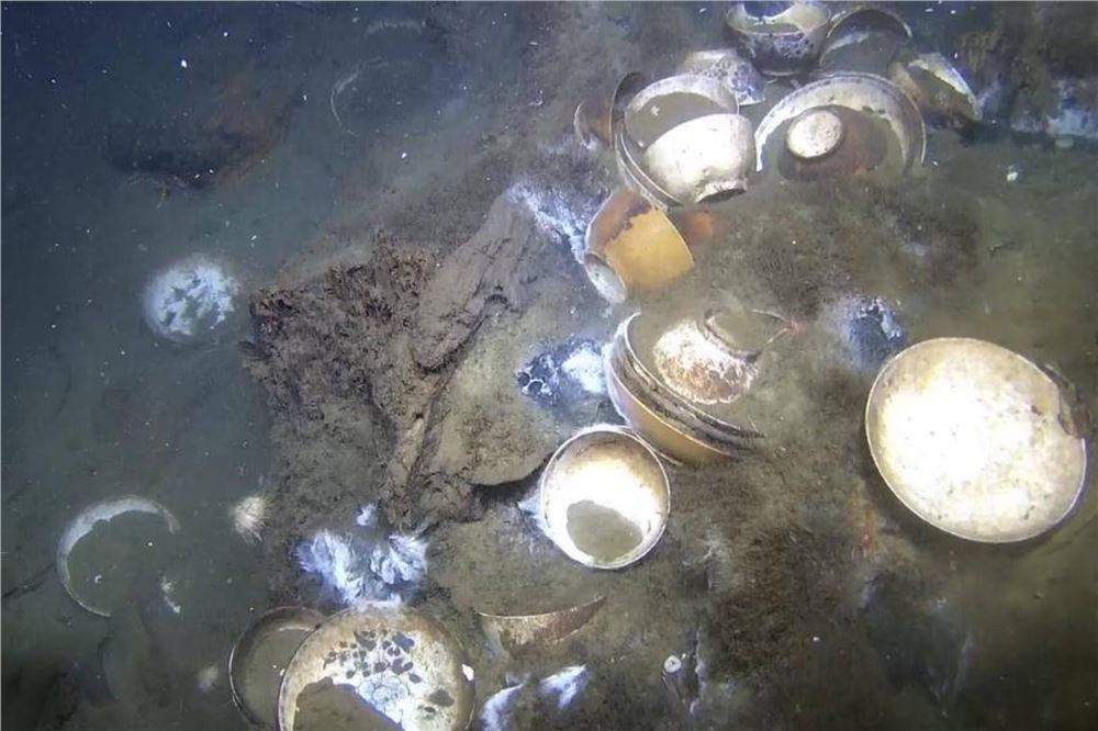 挪威海域发现18世纪沉船 大量中国瓷器重见天日