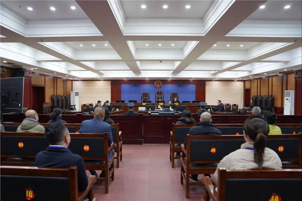 受贿1.5亿余元，原贵阳医学院副院长王小林被判死缓