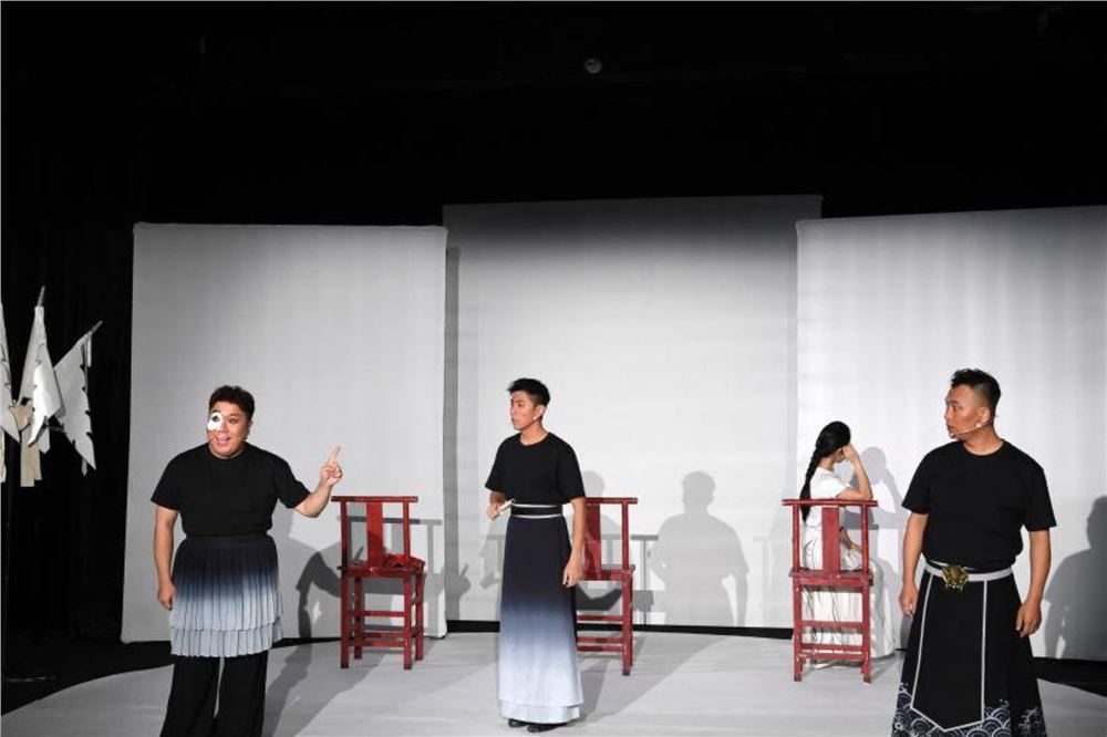 传统艺术“遇上”剧场新形式 《长相念》在北京展演