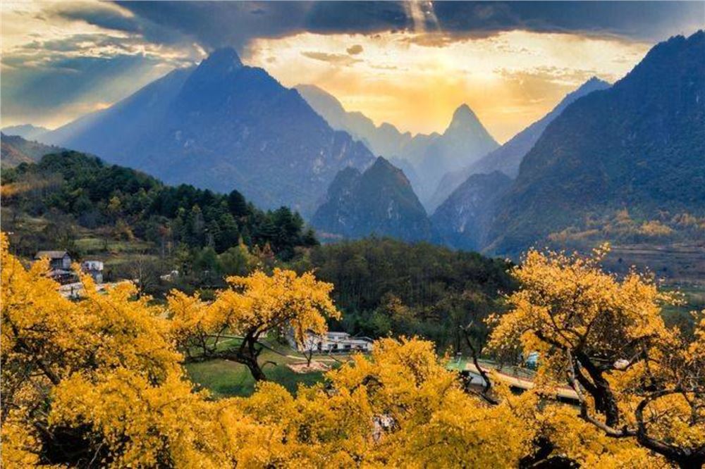 两当的色彩——关于县域民生的蹲点观察