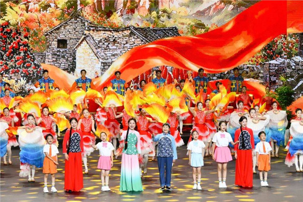 全国移风易俗优秀文艺节目展演在山东临沂举行