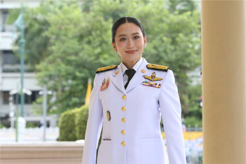 佩通坦呼吁恢复其总理职务 本人或亲自出庭作证