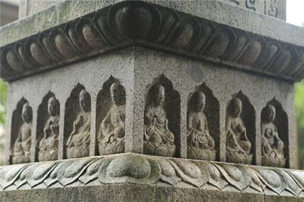 释本性：中国历代高僧从严治教事迹——慎独自省