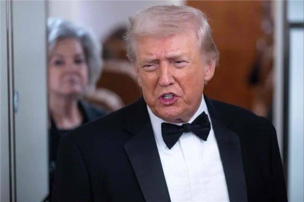 特朗普对伊朗表态前后矛盾，战事最新速览→