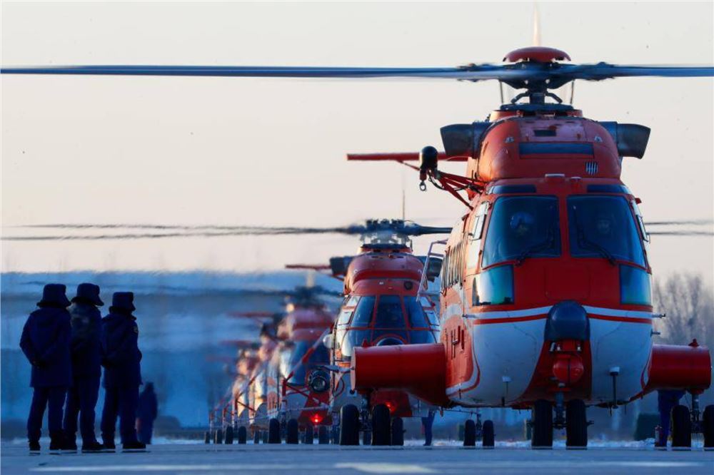 国家消防救援局大庆航空救援支队开展实战化空投应急救援演练