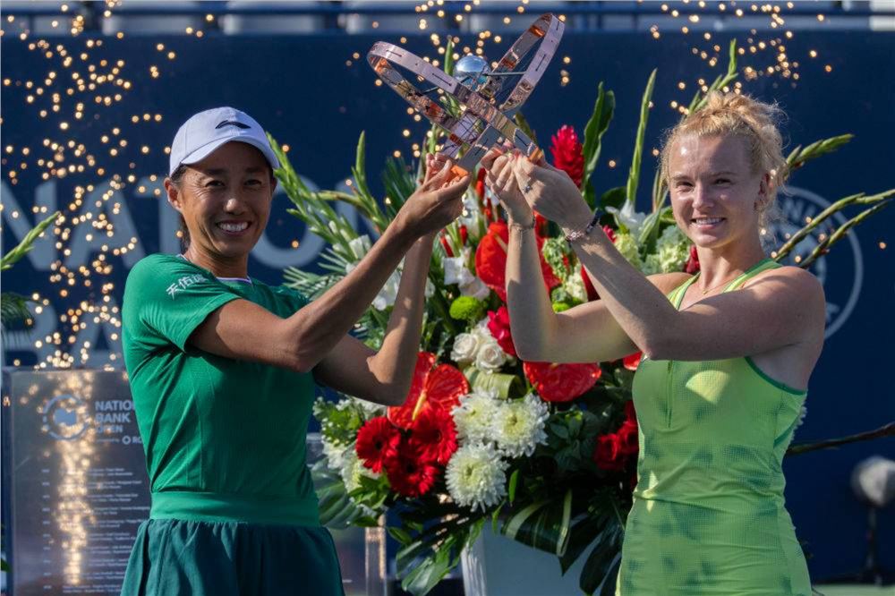 WTA1000多伦多站：张帅/西尼亚科娃女双夺冠