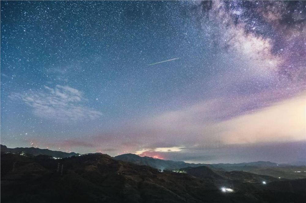5月天象看点：“银河之眼”登场 年度最小满月上线
