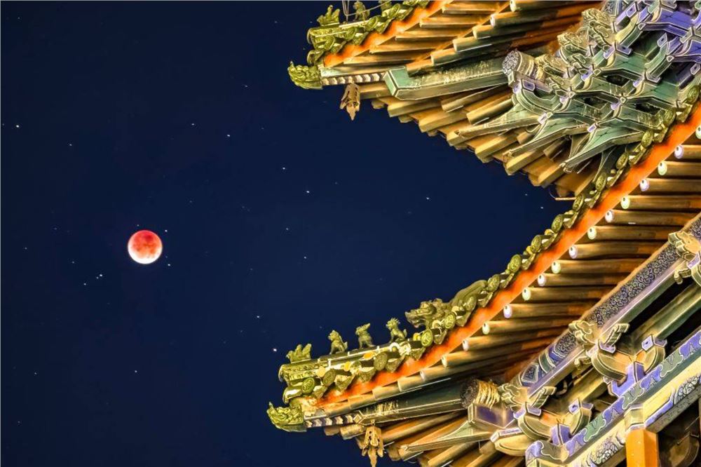 今年收官月食将上演 我国因白昼错过夜晚可赏满月