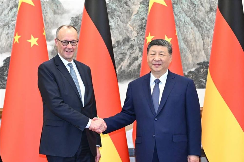习近平会见德国总理默茨