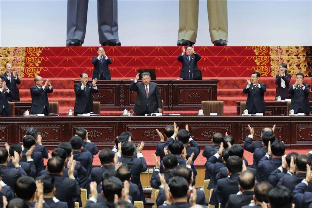 金正恩再次被推举为朝鲜国务委员长