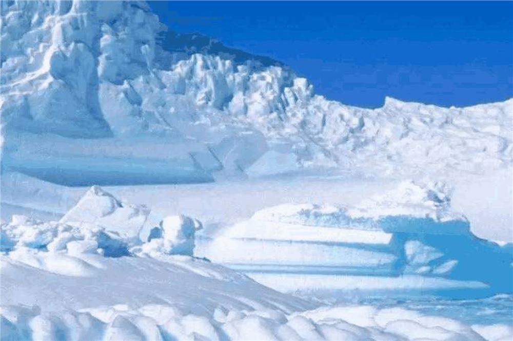 北极冬季海冰面积连续两年达历史最低峰值