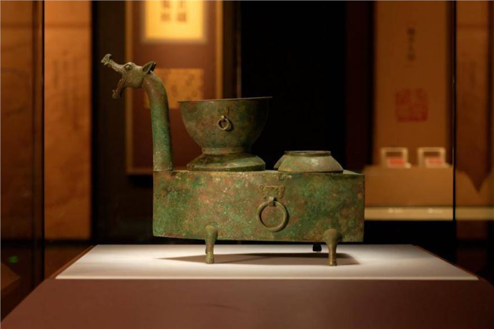 文化中国行丨堪比现代集成灶？揭秘国宝龙首青铜灶的黑科技