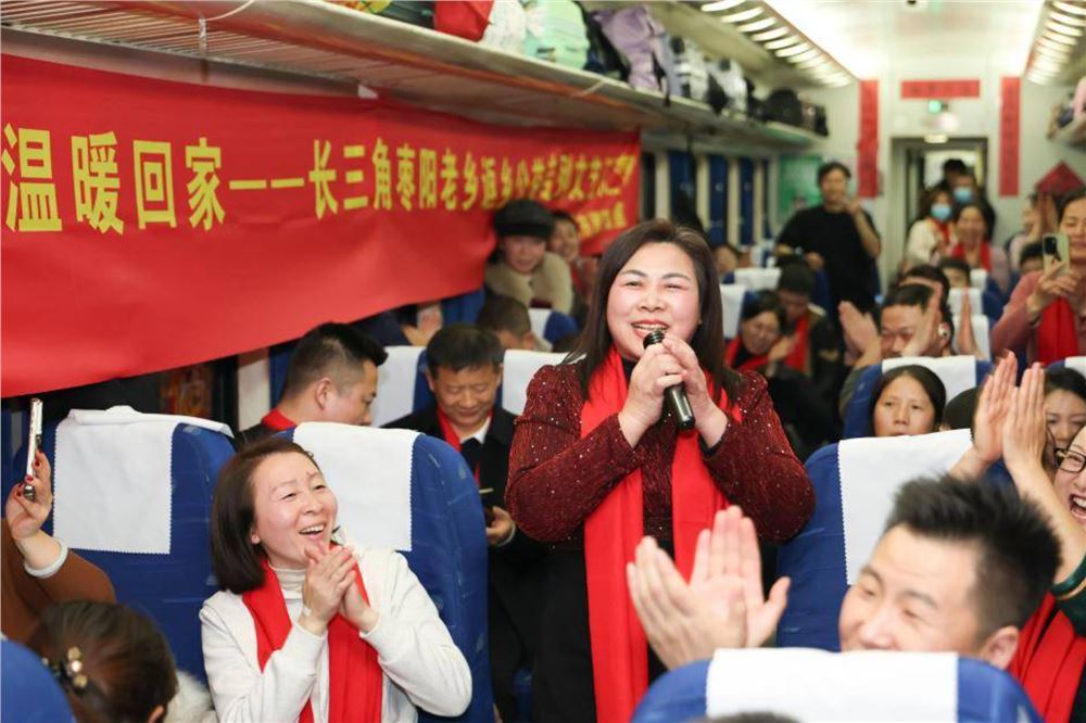 务工专列暖归途