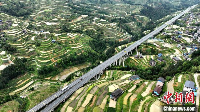 广西侗乡梯田美如画