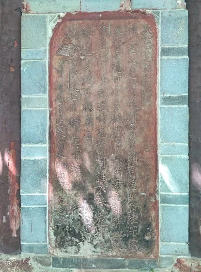 俯仰皆是的灵岩碑刻,藏在深山个个都不简单