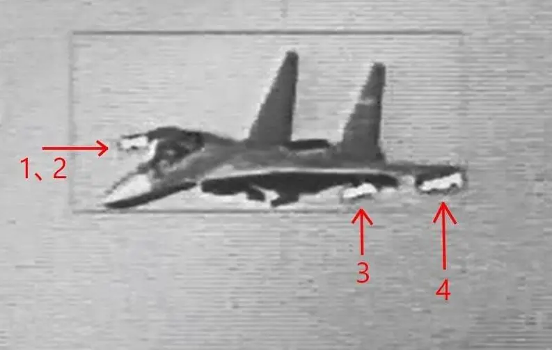 风雨欲来?“双尾蝎”为山东舰开路,歼-16挂载神秘装置