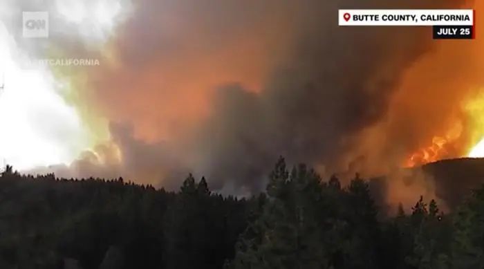 美国发生超百处大型野火！数千人逃离