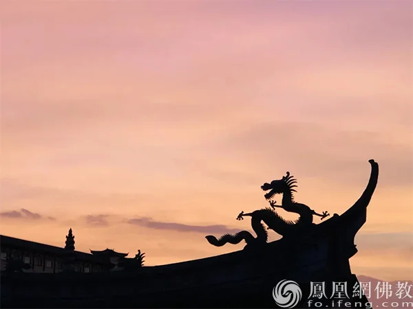 图片来源：凤凰网佛教文化 摄影：孟和德力根