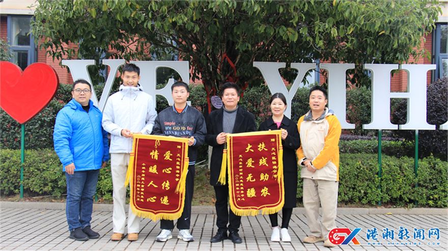 IMG_4076.jpg IMG_4076.jpg