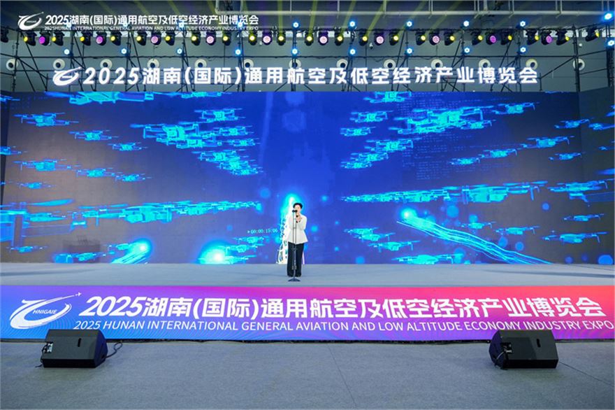 YH805237-4137933046.jpg YH805237-4137933046.jpg