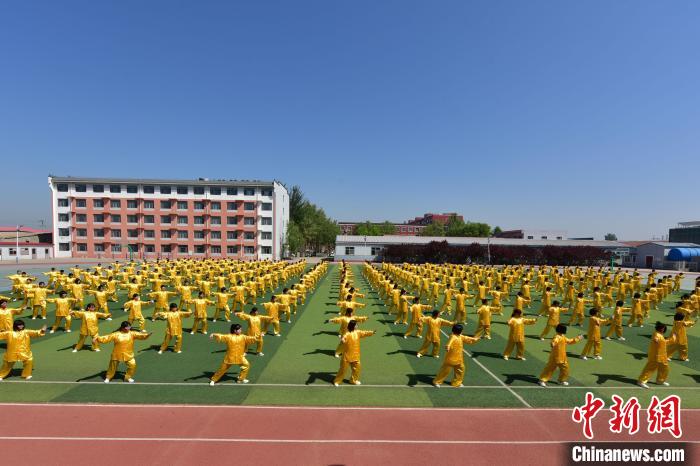 河北安平编创“花式”课间操参与师生逾4.5万人次