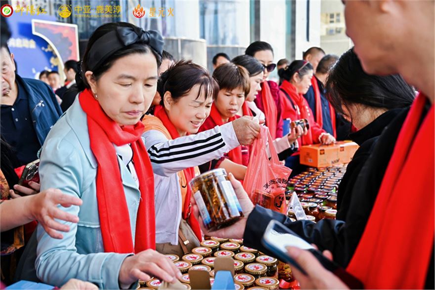 SZJ_4483-opq4065734990.jpg SZJ_4483-opq4065734990.jpg