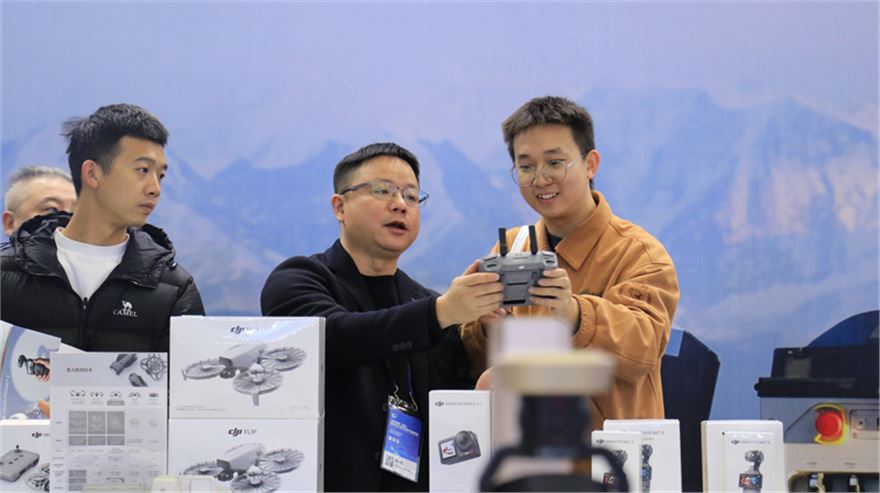 IMG_1562.jpg IMG_1562.jpg